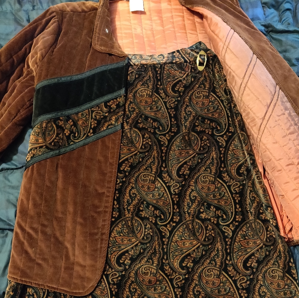 Skirt & Jacket set